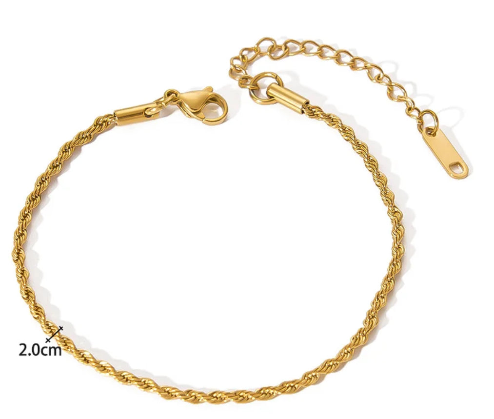 Leah Collection basic gold bracelet