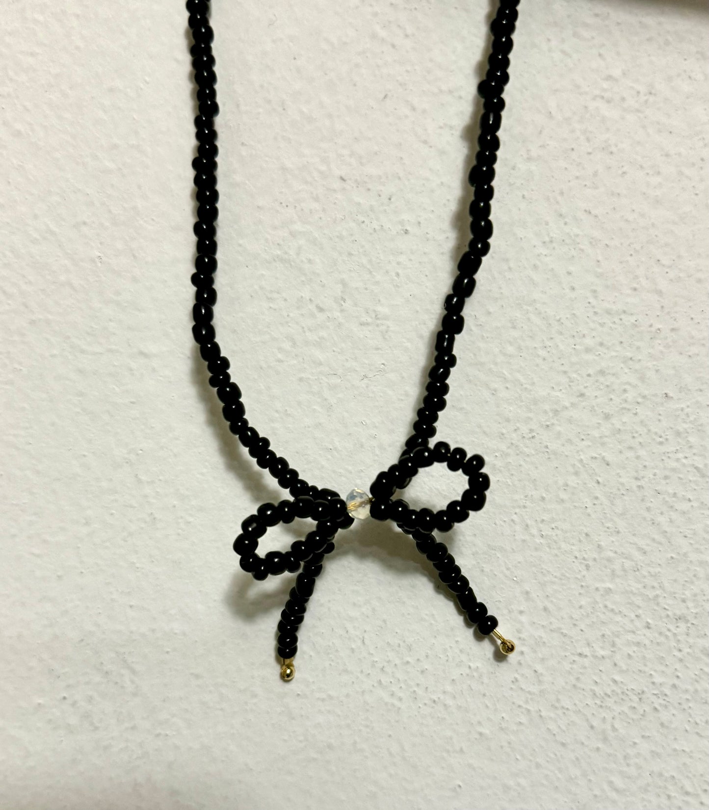 Bow Necklace