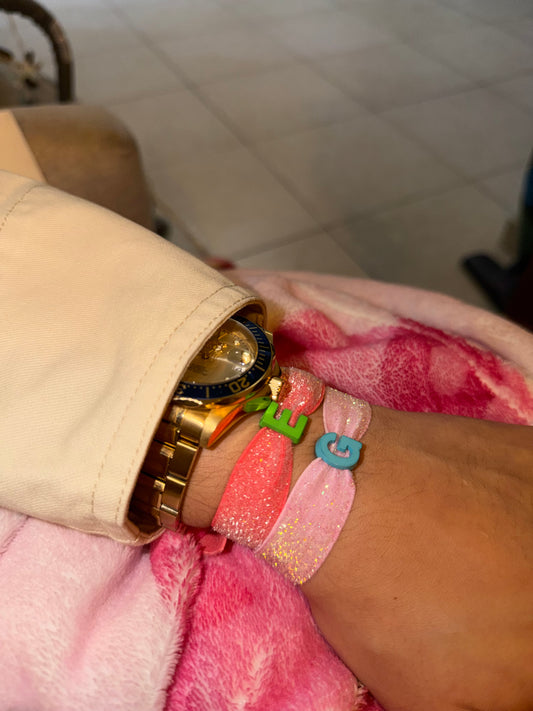 Initial elastic band bracelet