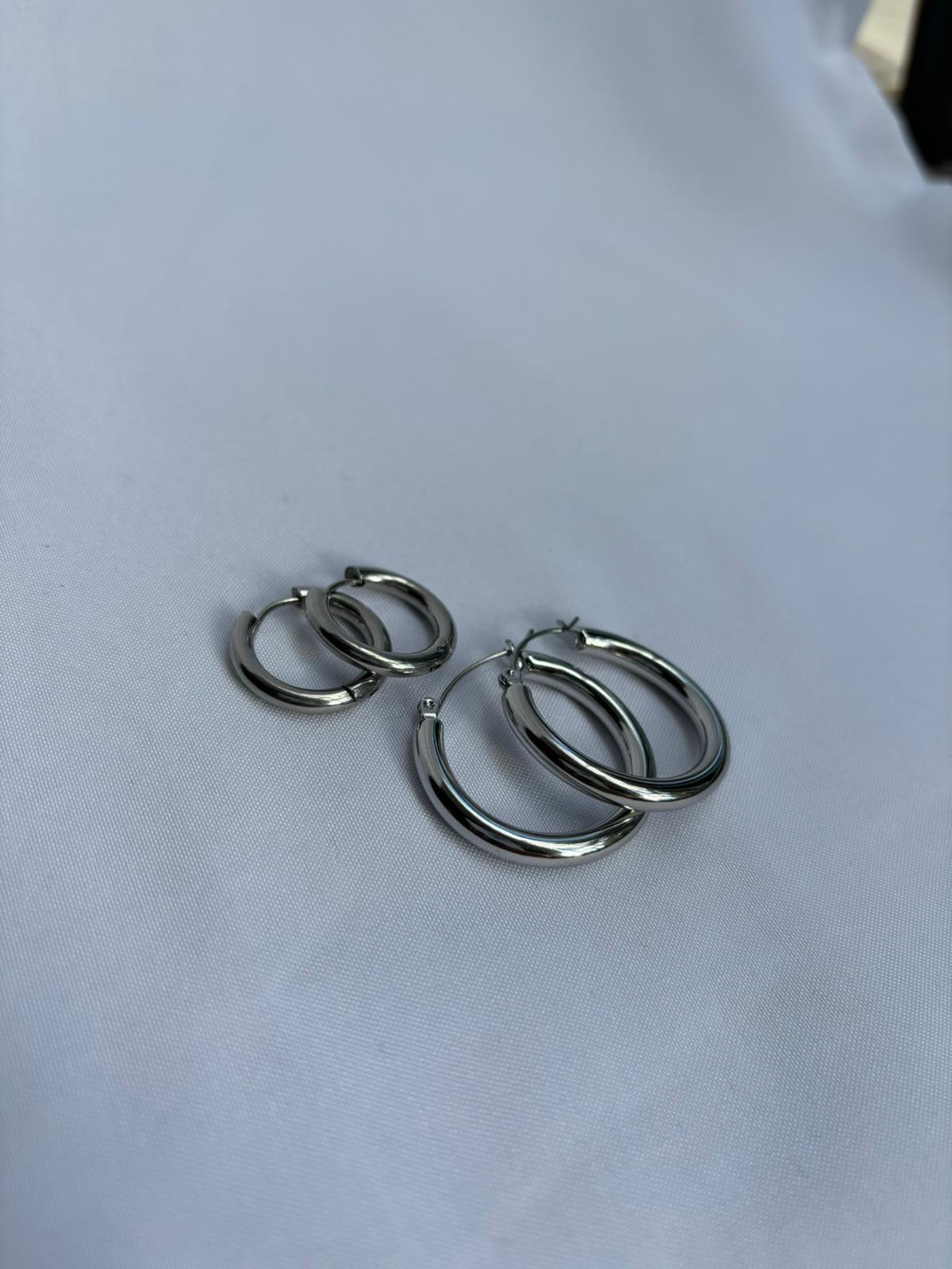 Mahia silver hoops earrings - Kolibri Design